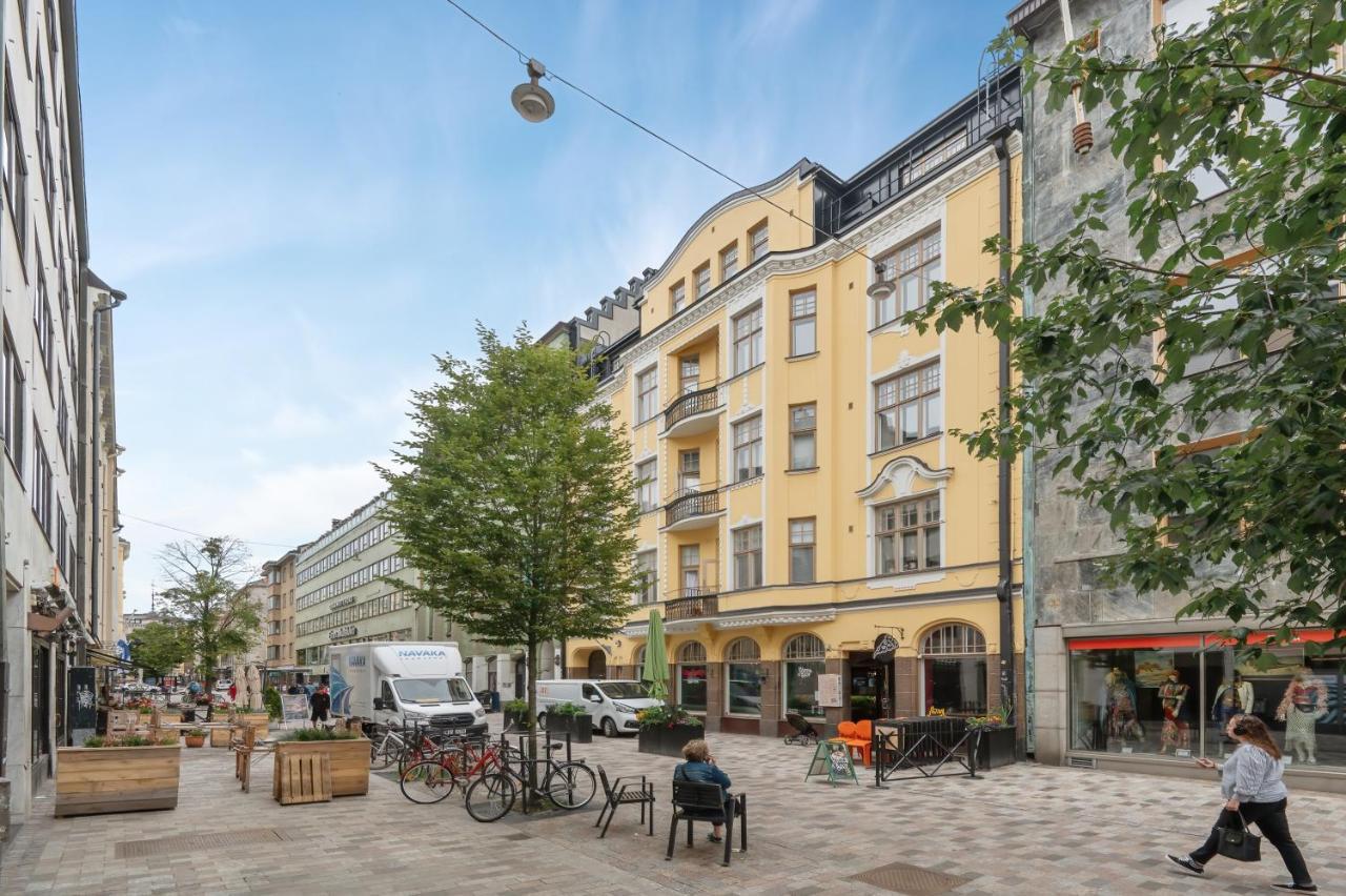 Wehost Fabulous 2Br In Prestigious Punavuori @Iso Roobertinkatu 26 Helsinki Dış mekan fotoğraf