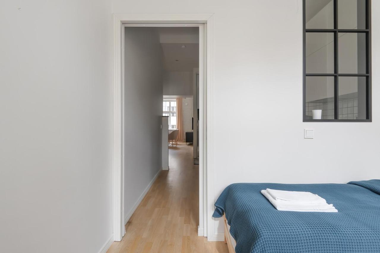 Wehost Fabulous 2Br In Prestigious Punavuori @Iso Roobertinkatu 26 Helsinki Dış mekan fotoğraf